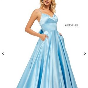 NWT! Sherri Hill ROYAL BLUE ball gown, size 6